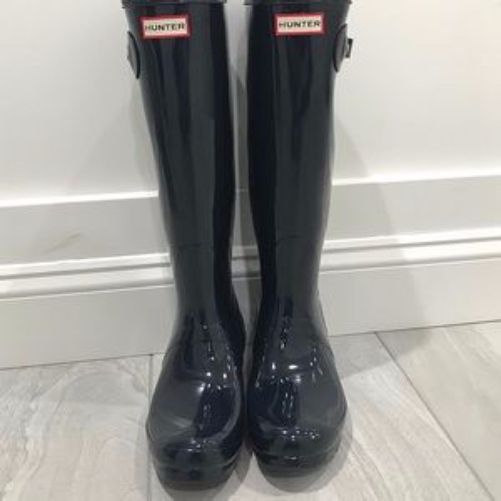 SOLD Hunter original tall gloss rain boots SOLD